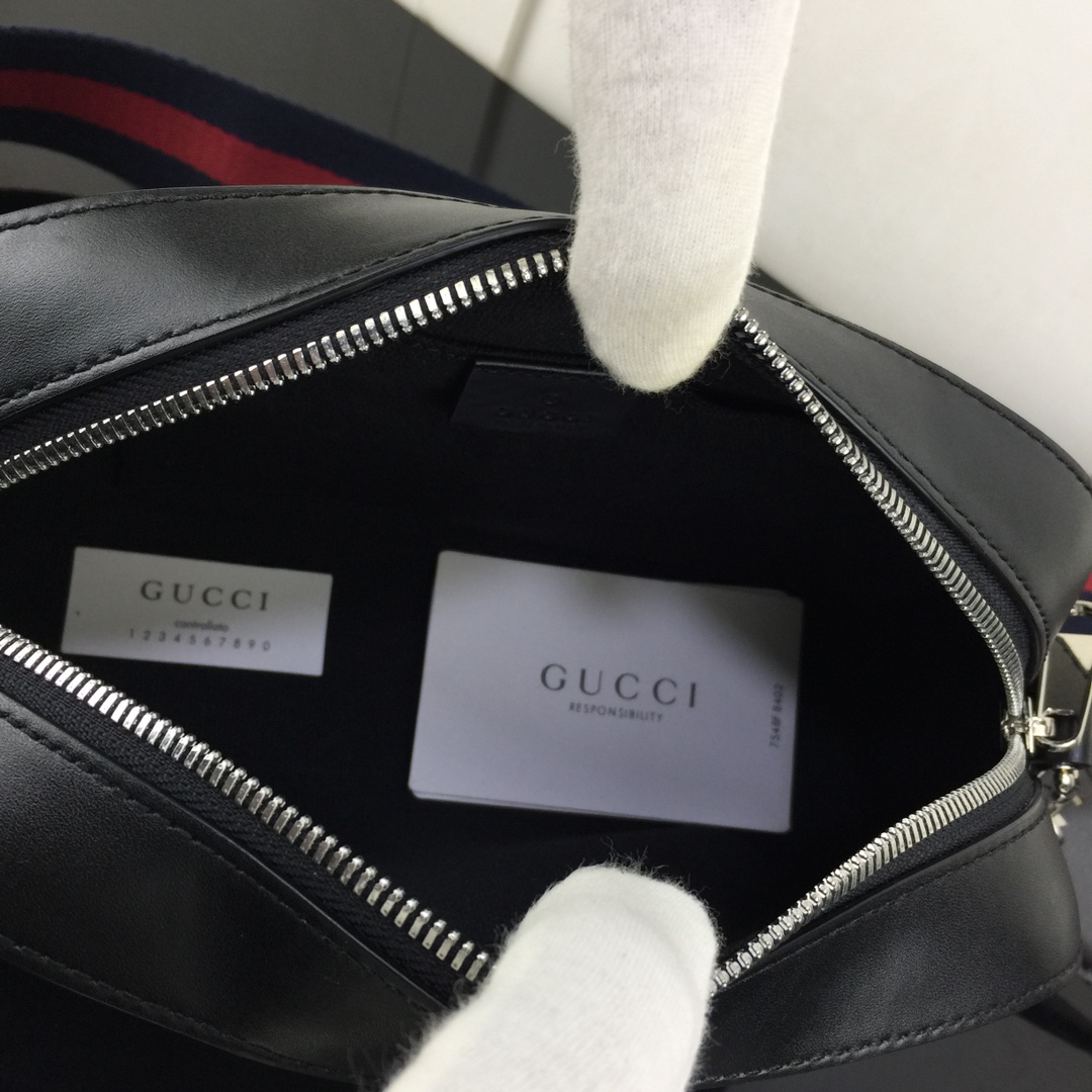 Gucci Satchel Bags